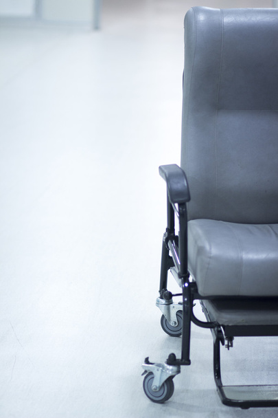 Cirugía hospitalaria silla de ruedas operativa
 - Foto, imagen