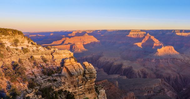 Grand Canyon Alba da Mather Point
 - Foto, immagini