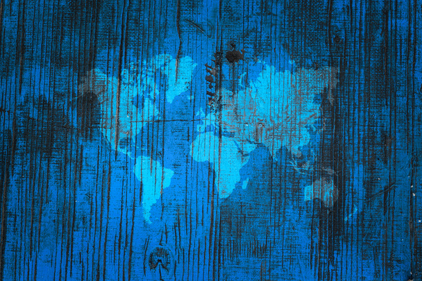 Superficie de textura de madera con mapa mundial
 - Foto, Imagen