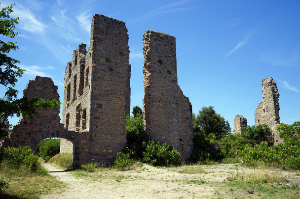 Tourves Castello rinascimentale
 - Foto, immagini