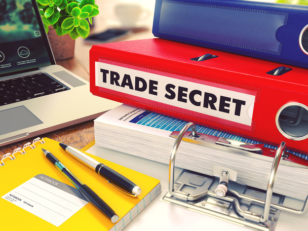 Trade Secret on Red Office Folder. Toned Image. - Foto, afbeelding