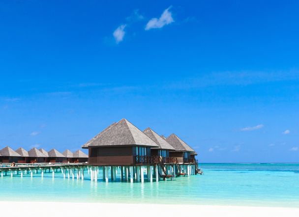 수상 방갈로 몰디브에서víz bungalók a Maldív-szigetek - Fotó, kép