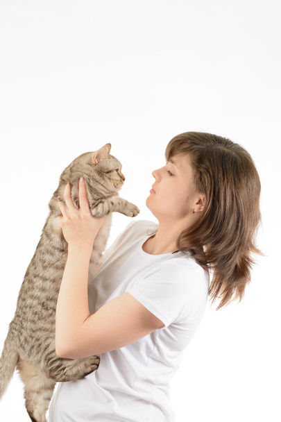 Young woman and a British cat - Valokuva, kuva