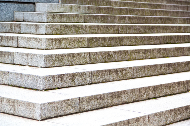 в Лондоне старая шаги и мрамора  - Фото, изображение