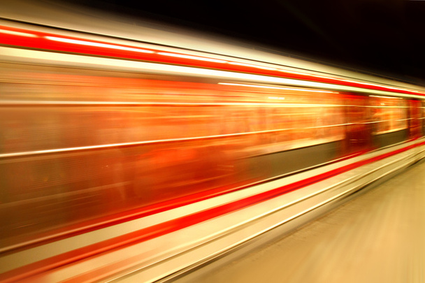 Praskie metro - Zdjęcie, obraz