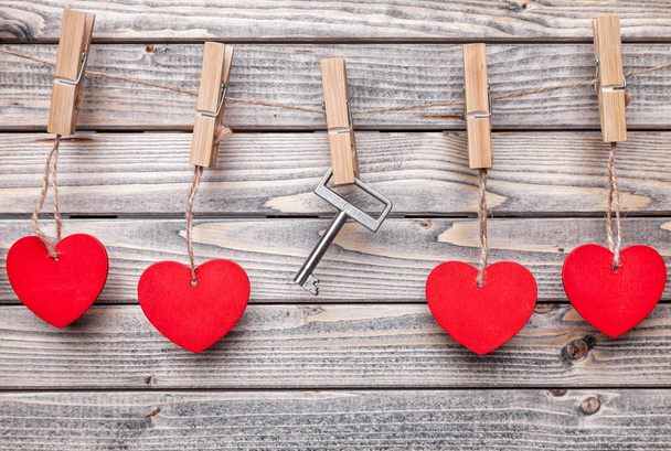 Hearts and key hanging on a string - Fotografie, Obrázek