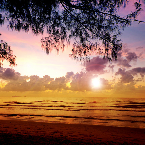 Sunrise at Seapine Beach. - Foto, afbeelding