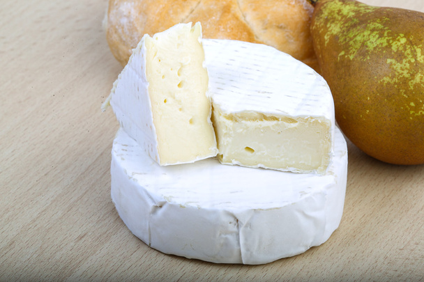 Queijo Brie com pêra
 - Foto, Imagem