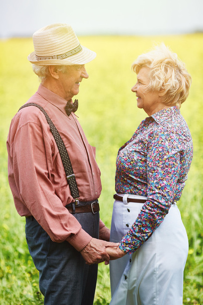 liebenswertes Seniorenpaar - Foto, Bild