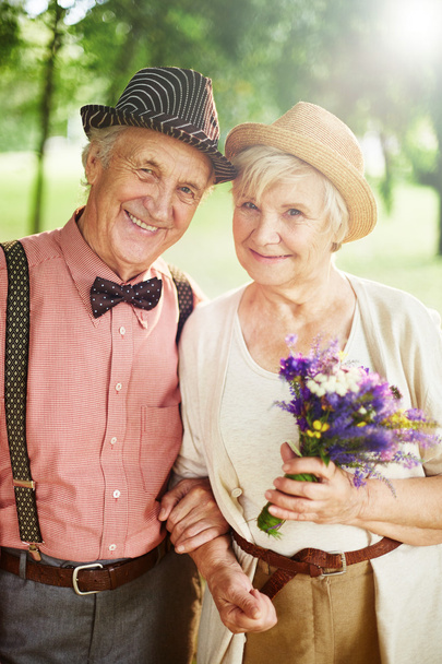 portrét krásné starší pár - Fotografie, Obrázek