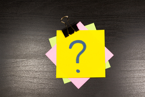 question mark on a sticky note - Photo, Image