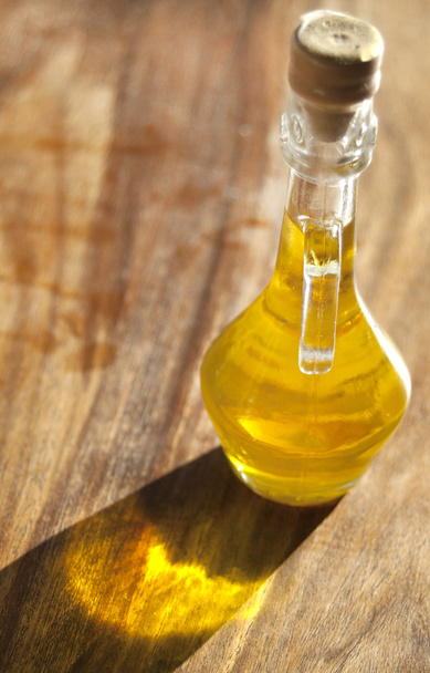 бутылка итальянского оливкового масла
 - Фото, изображение