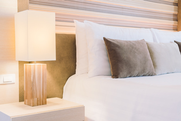 Gyönyörű luxus hotel hálószoba - Fotó, kép