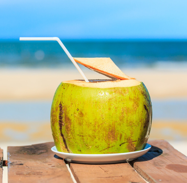 beach coconut drink - Foto, Bild