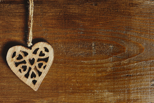 a fából készült háttér - szív Valentin nap  - Fotó, kép