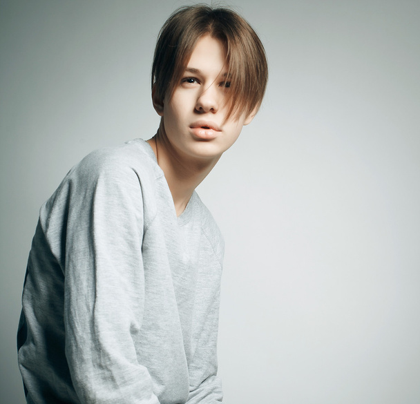 casual young boy - Foto, afbeelding