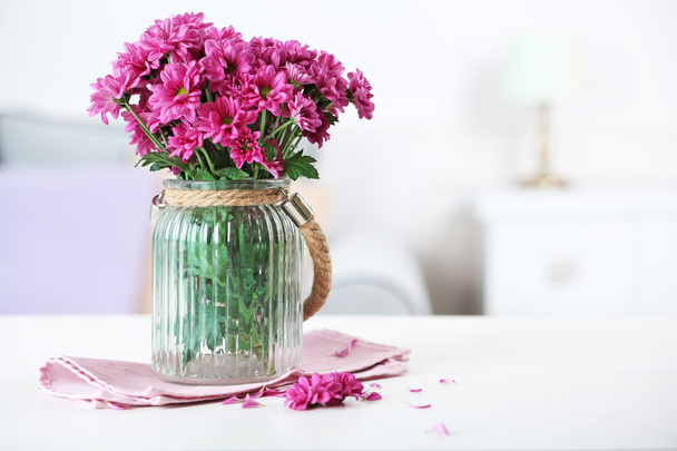 Beautiful flowers in vase - Zdjęcie, obraz