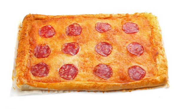 Rectangle salami pizza - Foto, afbeelding