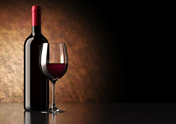 Красная бутылка вина с бокалом
 - Фото, изображение