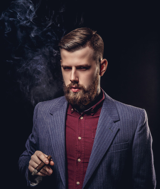 Stylish man in a suit - Фото, изображение