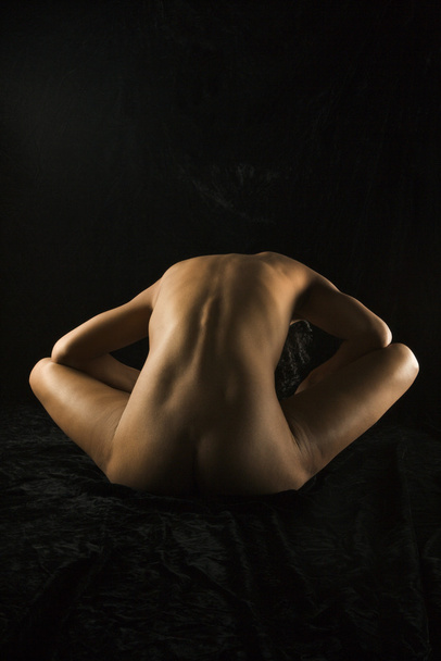 Nude woman sitting. - Zdjęcie, obraz