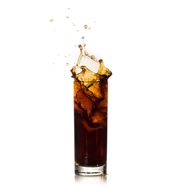 cola with ice cubes - Фото, зображення