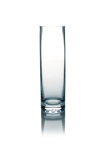 Trinkglas auf weißem Hintergrund - Foto, Bild
