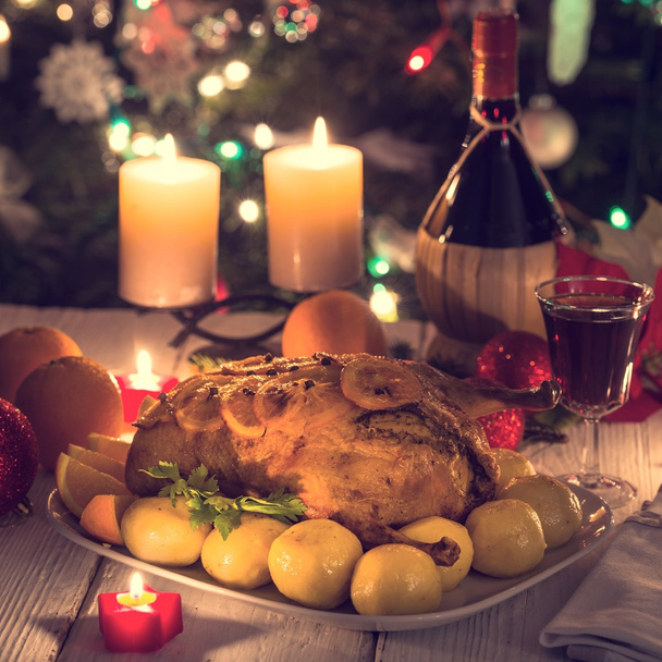 Christmas duck with apples - Фото, изображение