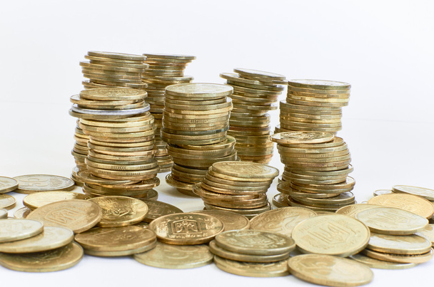 monedas de oro aisladas en blanco. Monedas ucranianas
 - Foto, imagen
