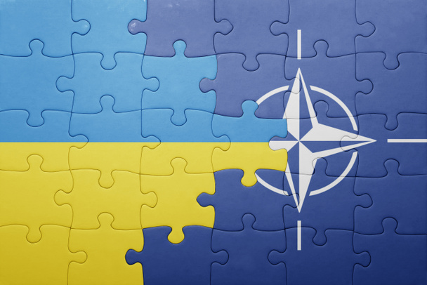 a nemzeti zászló, Ukrajna és a nato puzzle - Fotó, kép