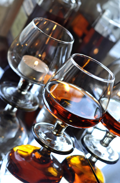 Cognac in een glas - Foto, afbeelding