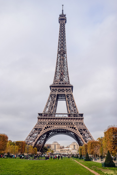 Eiffel tower in Paris with autumn colors - Photo, Image