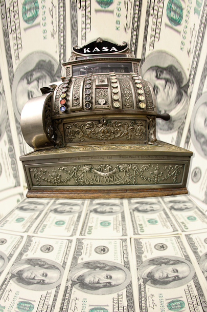oude fiscale ledenkas met dollars, - Foto, afbeelding