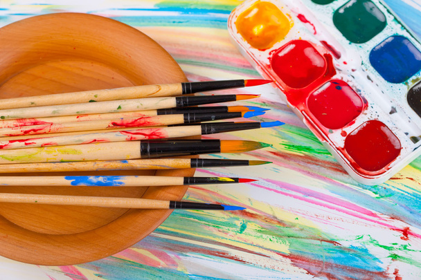 Paints and brushes - 写真・画像