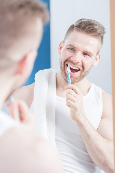Brushing my teeth - Φωτογραφία, εικόνα