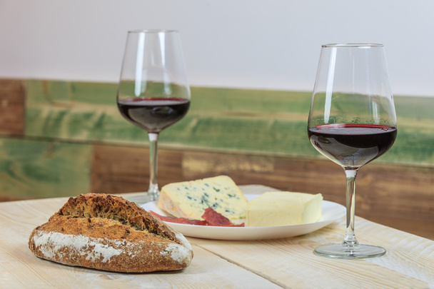 bread, cheese and wine glasses - Photo, Image