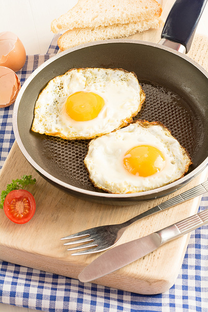 két sült tojás - Fotó, kép