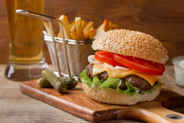 Verse Hamburger close-up - Foto, afbeelding