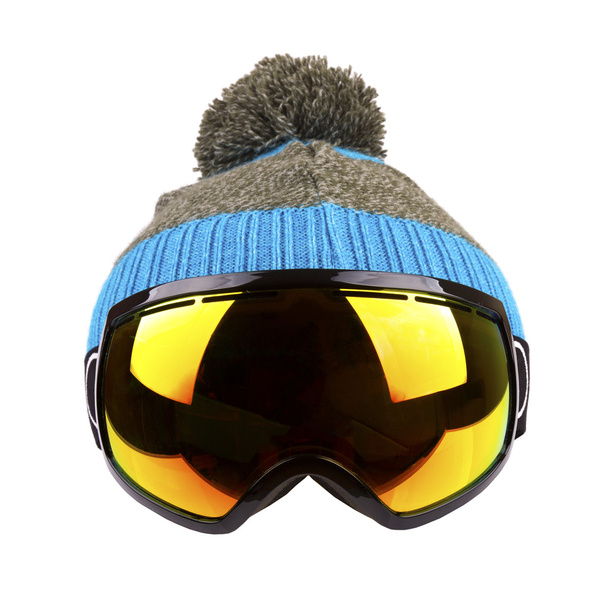 gafas de esquí y sombrero de lana aislados en blanco
 - Foto, Imagen