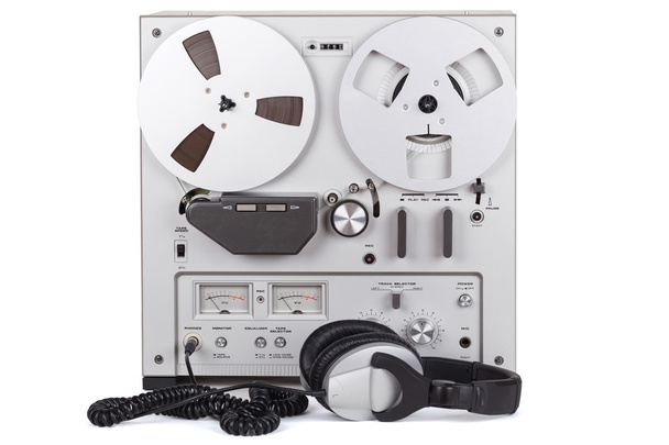 Reproductor de grabación de cubierta de cinta de carrete estéreo analógico
 - Foto, Imagen