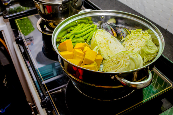 野菜蒸し鍋  - 写真・画像