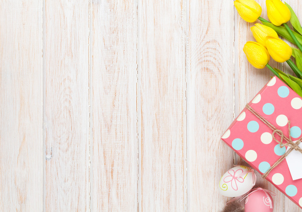 Fundo de Páscoa com ovos coloridos - Foto, Imagem