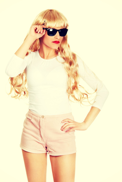 Sexy blonde woman in sunglasses. - Foto, Imagen