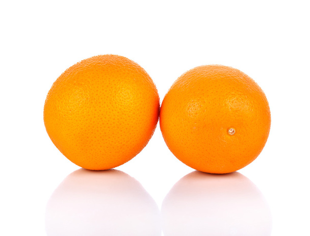 fruta naranja sobre fondo blanco - Foto, imagen