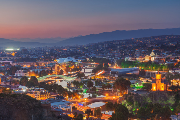 Evening view of Tbilisi from Narikala Fortress - Foto, Bild