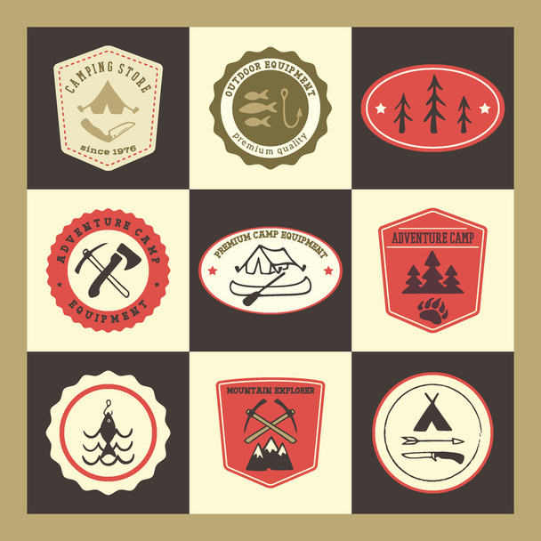 Set badge campeggio
 - Vettoriali, immagini