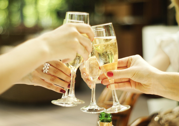 Cinkání sklenic šampaňského - Fotografie, Obrázek