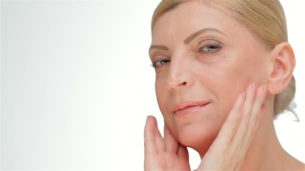 A face-lift middle-aged women - Footage, Video