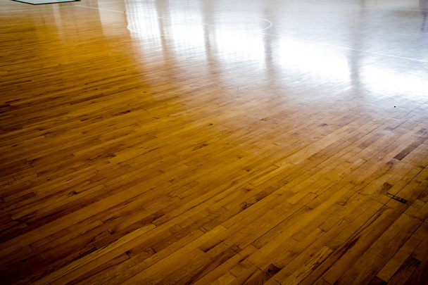 Terrain de basket plancher en bois
 - Photo, image