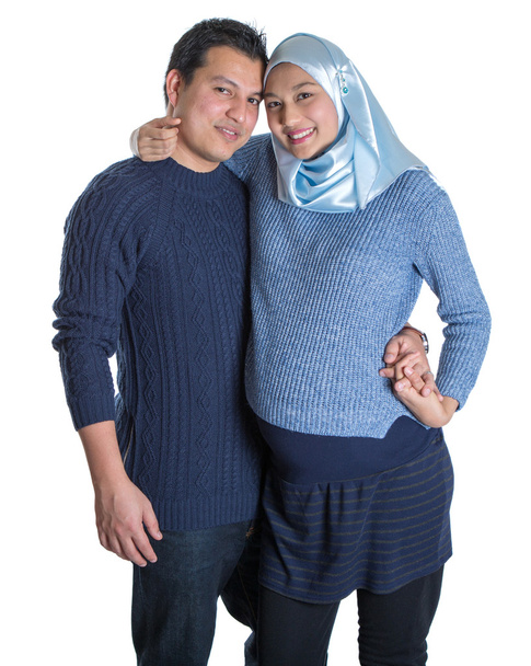 Молодая мусульманская пара
 - Фото, изображение